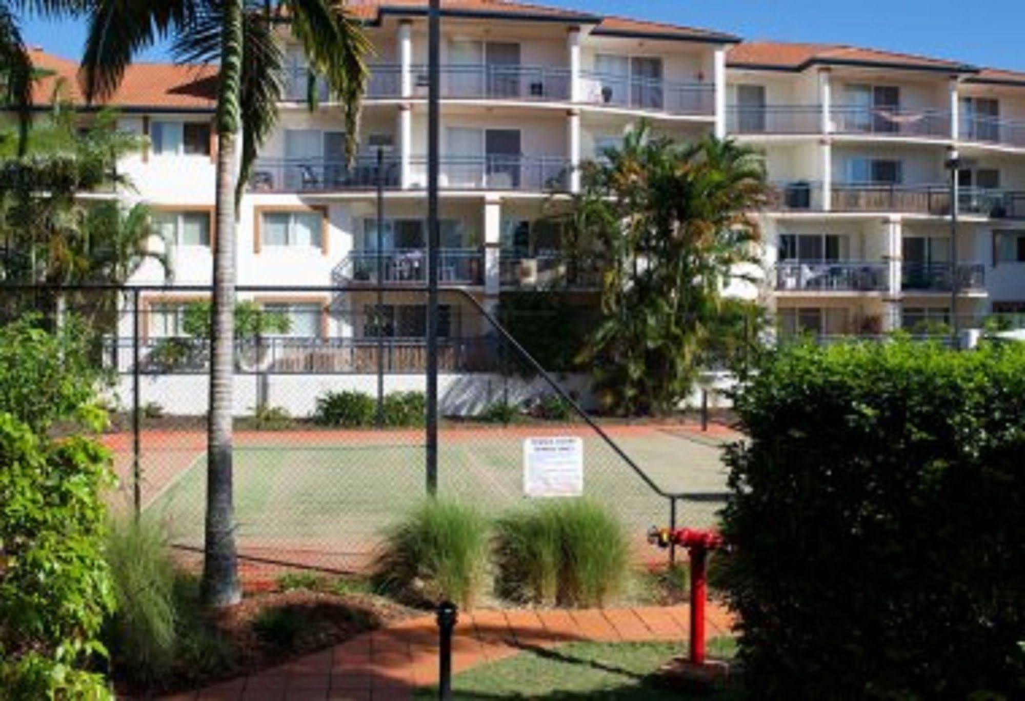 Blue Water Bay Villas Gold Coast Bagian luar foto