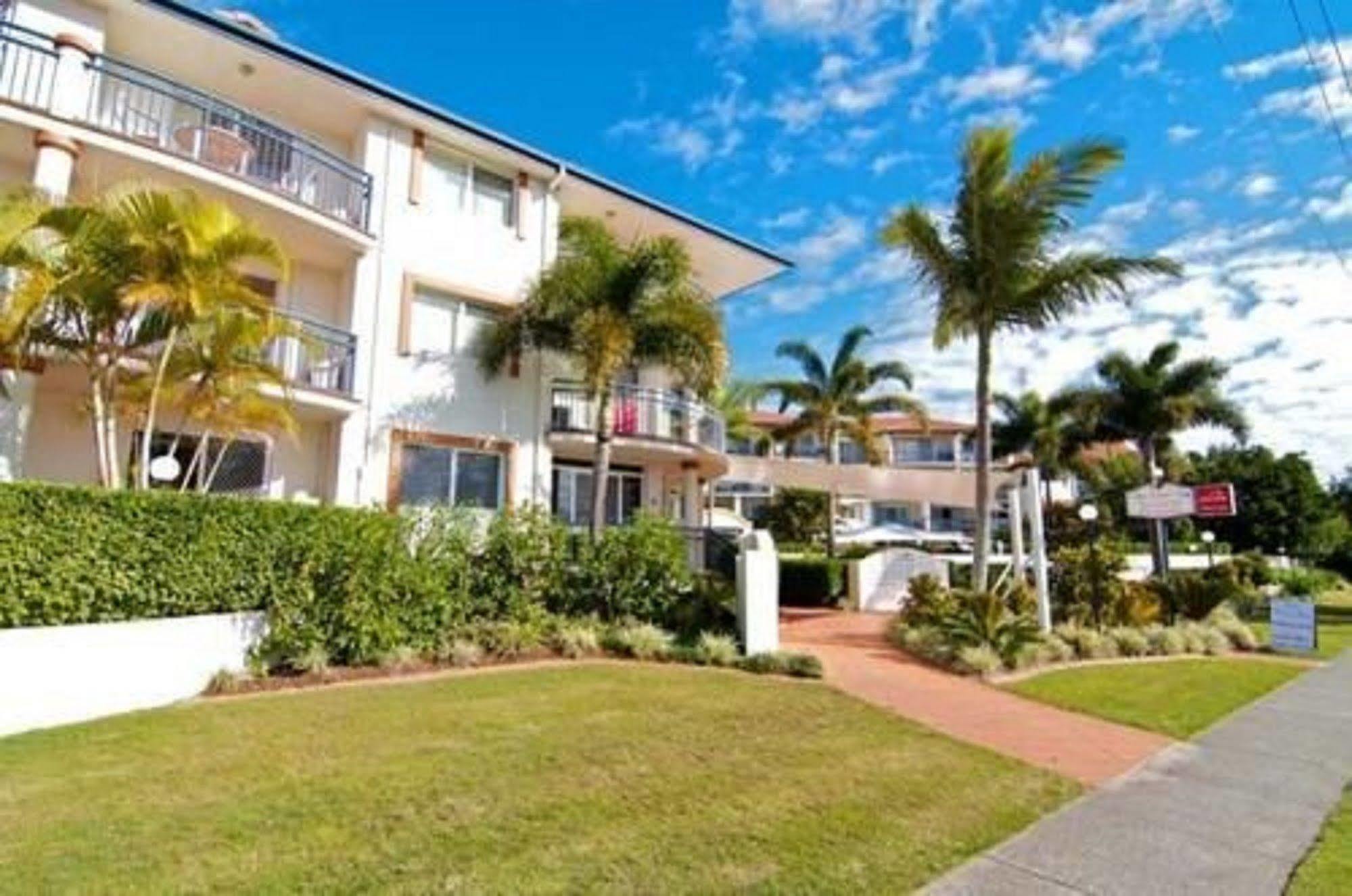 Blue Water Bay Villas Gold Coast Bagian luar foto