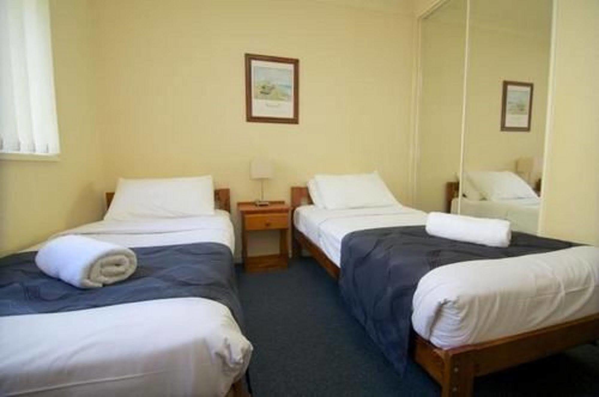 Blue Water Bay Villas Gold Coast Bagian luar foto